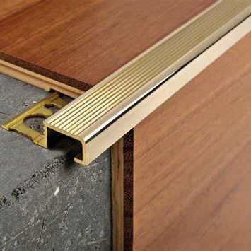 Đồng thau kim loại chuyển tiếp Dải đồng thau Ngói trang trí gương 10mm được đánh bóng