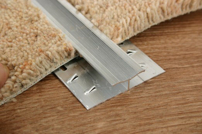 Tấm thảm nhôm Grace Surface Trim Tấm thảm cạnh cầu thang bằng nhôm