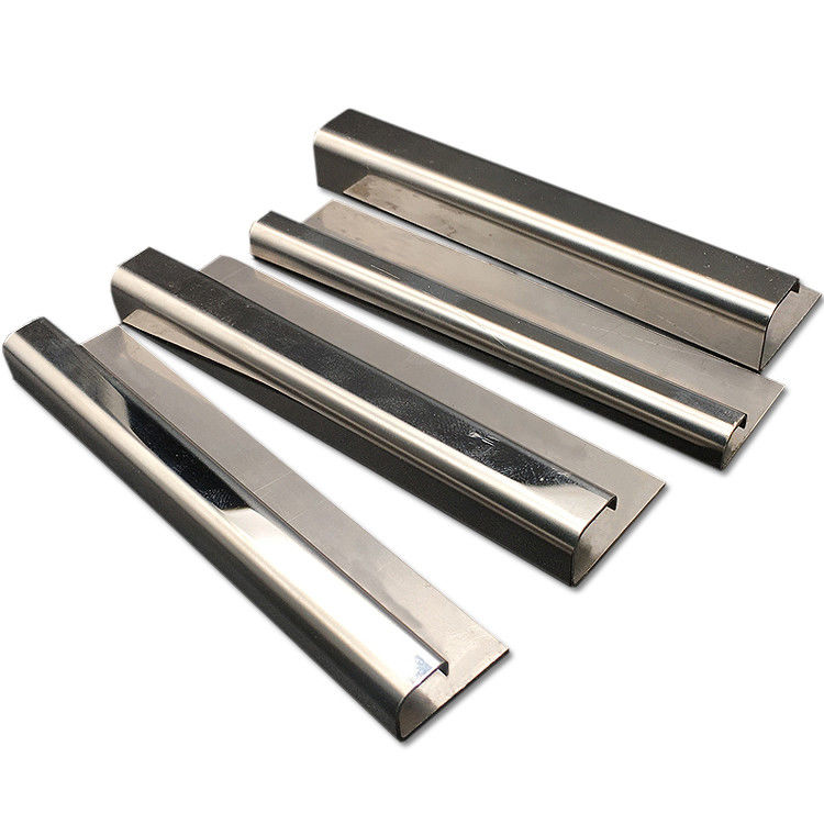Ngói chuyển tiếp Dải hình vuông được chải bằng thép không gỉ Trang trí gạch 10mm